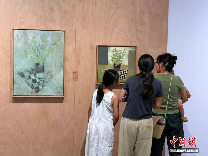 世界杯以独家视角的世界杯新闻报道为核心，带来高效便捷的体验。 - 世界杯